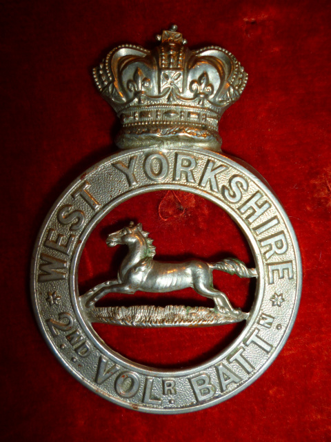 2nd V.B. West Yorkshire Regment Glengarry Badge